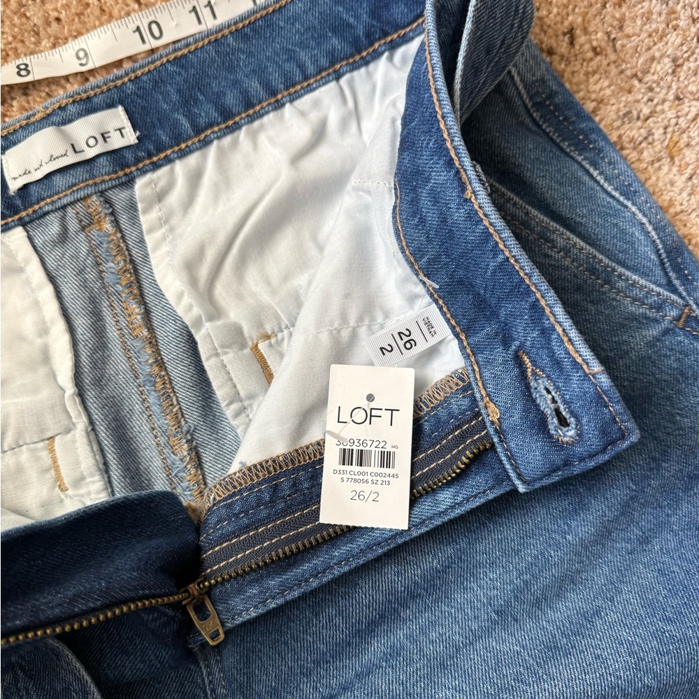 NWT LOFT Belted Wide Leg Jeans - Picture 8 of 10